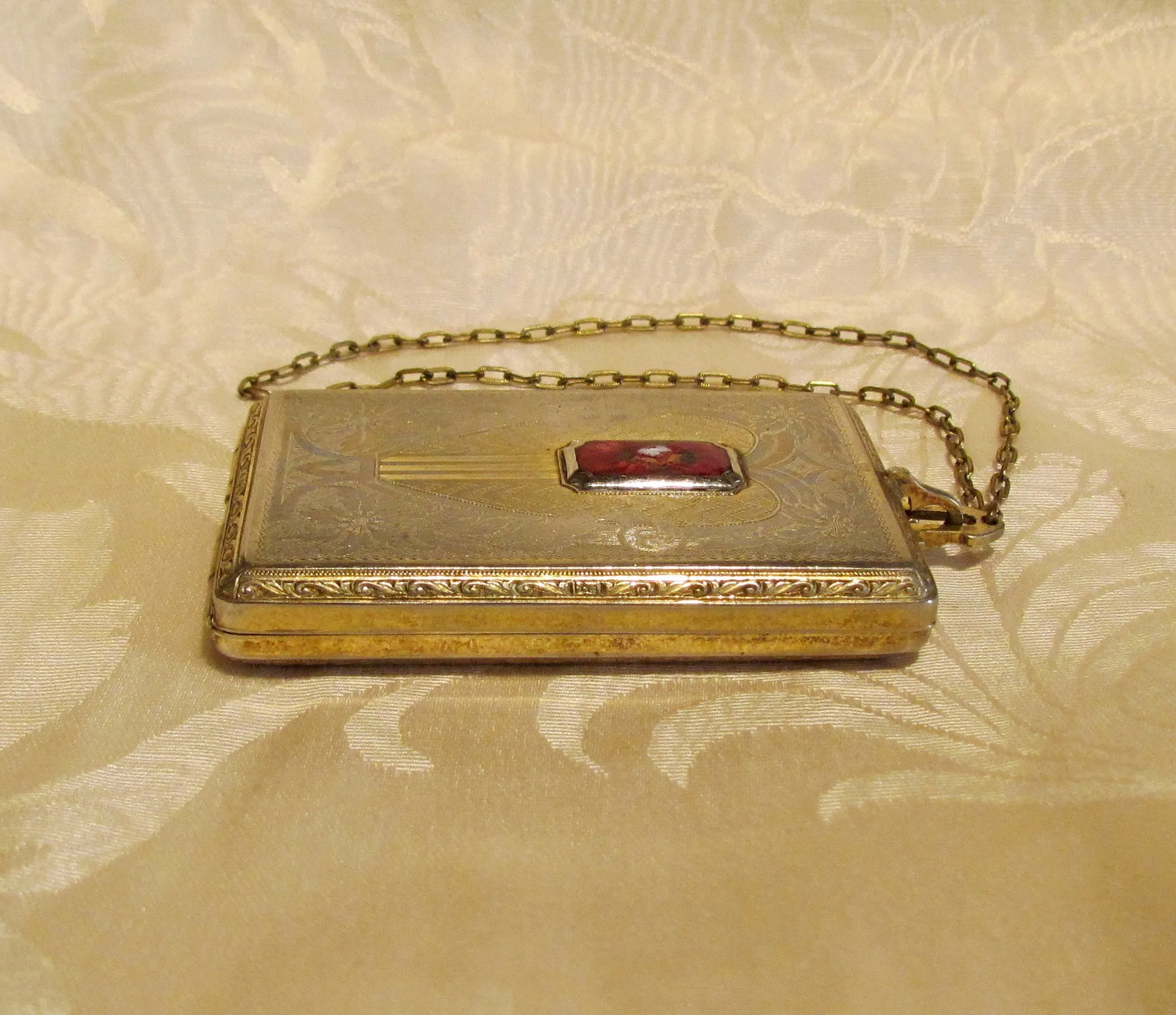 1910s Compact Coin Purse Red Guilloche Wristlet Dance Purse