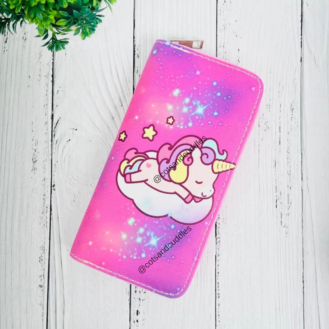 Enchanting Unicorn Dreams: The Ultimate Unicorn-Themed Long Hand Wallet (Random design)