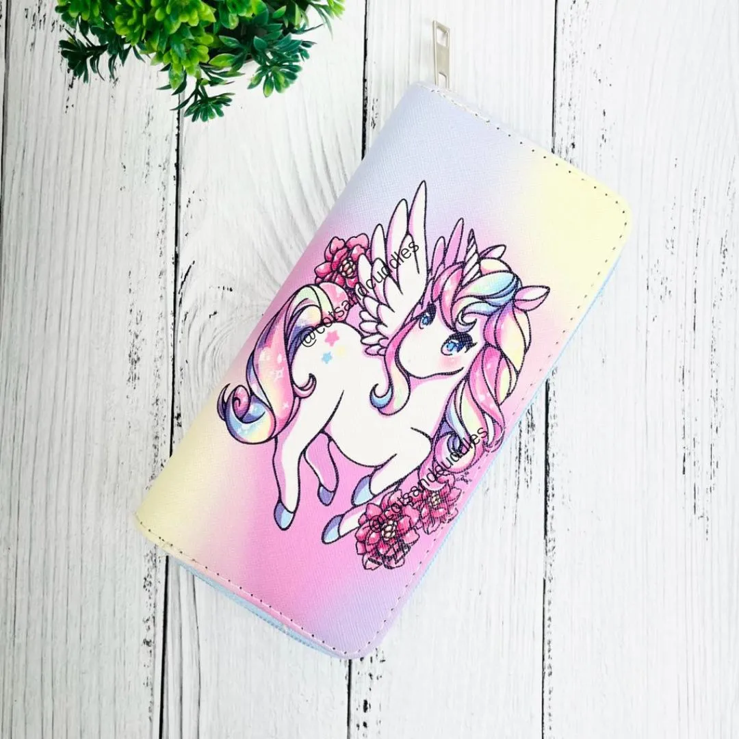 Enchanting Unicorn Dreams: The Ultimate Unicorn-Themed Long Hand Wallet (Random design)
