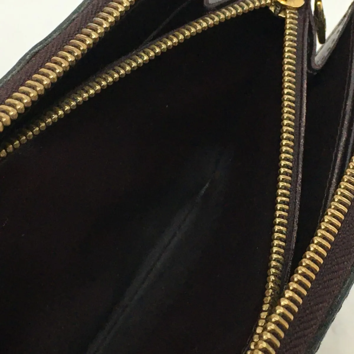 Louis Vuitton Zippy Wallet  Patent Leather Wallet  ()