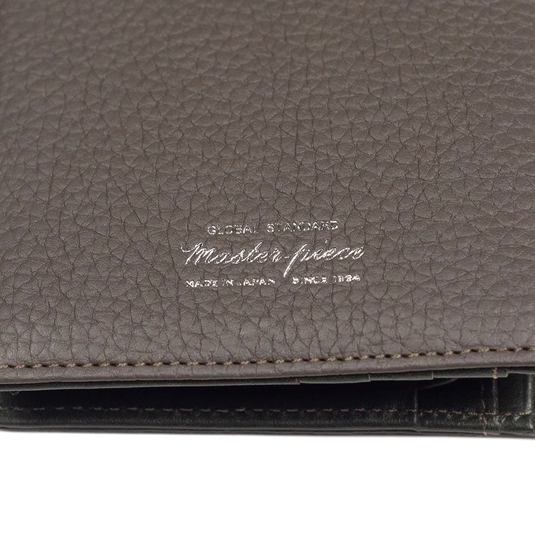 "Deater" billfold wallet with coin purse in taupe grey shrunken leather